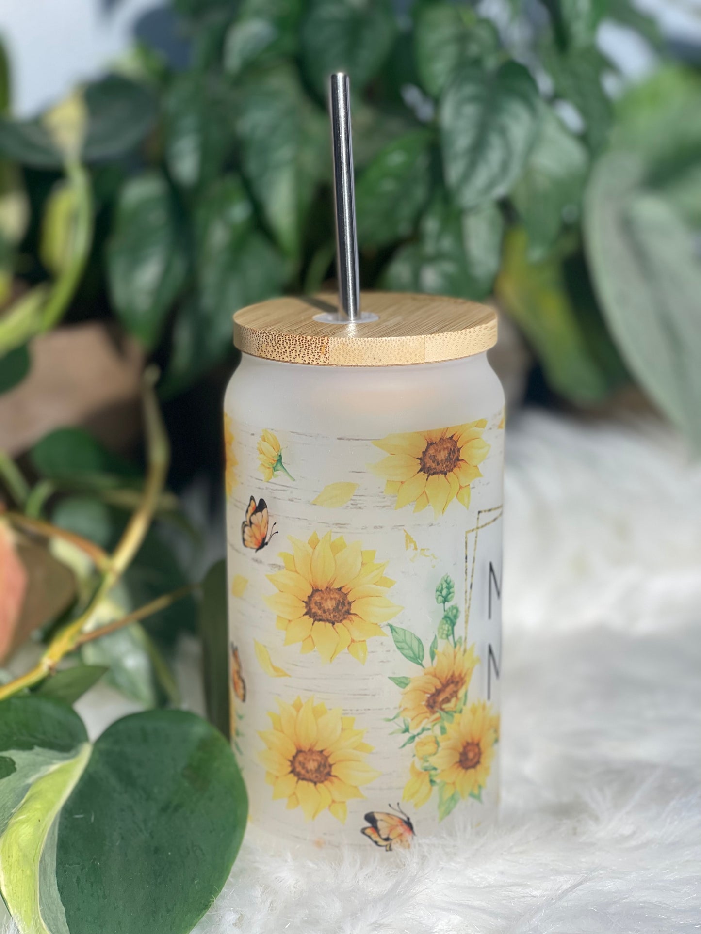 Mama Sunflower Glass Tumbler